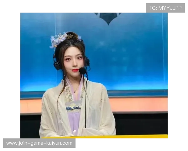 网球女神穿汉服亮相 网球女神穿汉服亮相