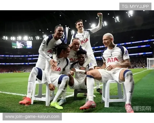 热刺在比赛末段的配合送出决定性传球，打破僵局，完成精彩逆转