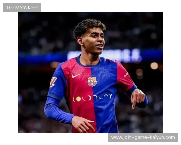 巴萨亚马尔连续变向后推射近角完成破门——技艺与热血的完美融合